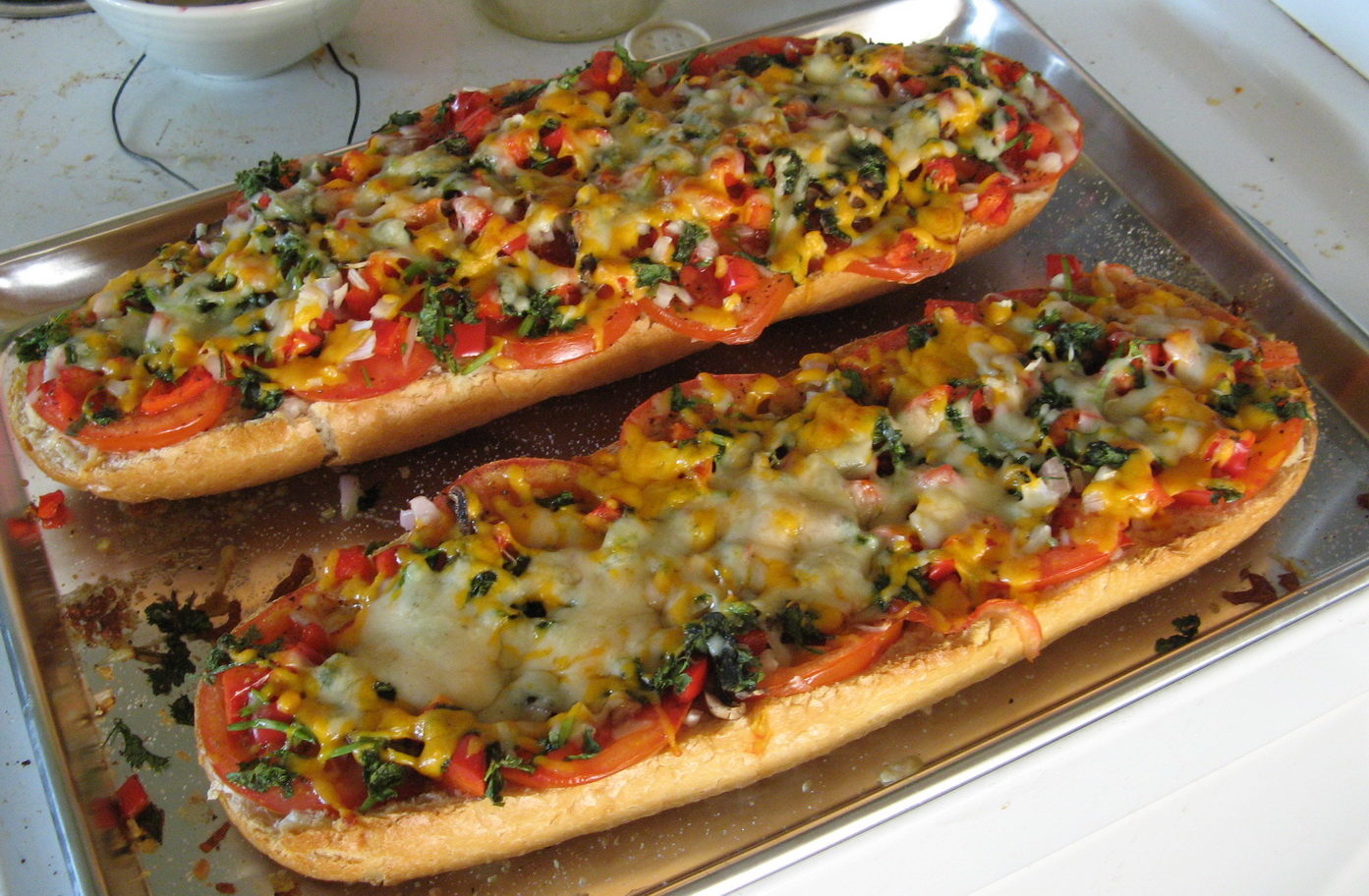 бутерброд пицца в духовке из батона (120) фото